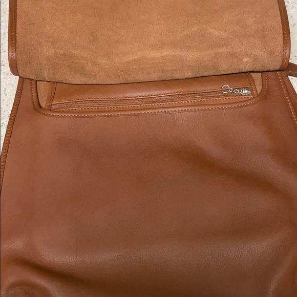 Vintage Coach Hippie Flap Leather Crossbody Bag - Picture 4 of 10